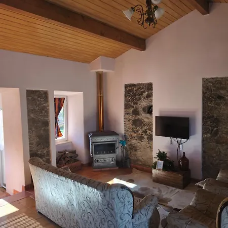 Casa Dos Caseiros N2