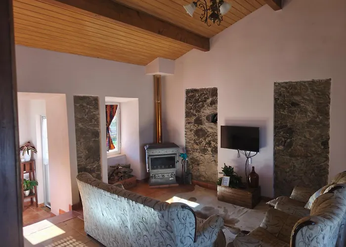 Casa Dos Caseiros N2