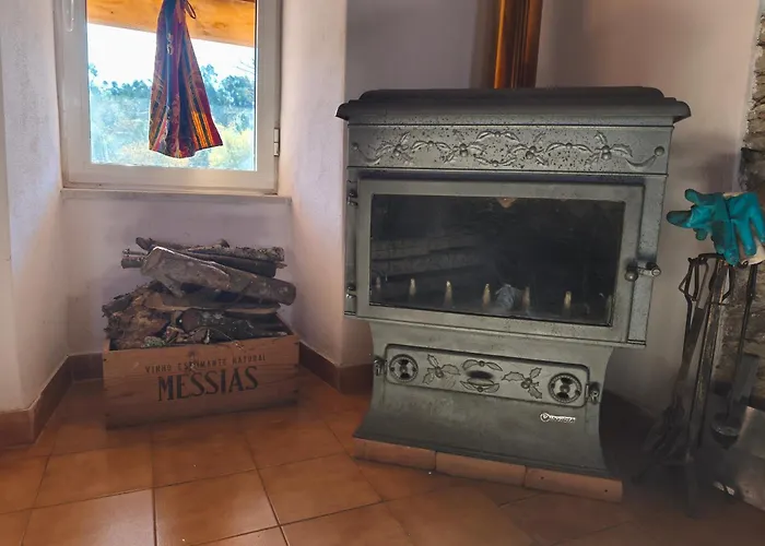 Casa Dos Caseiros N2 בקתה